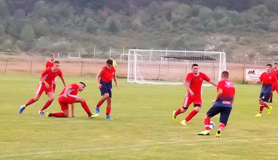 Φιλικό του Ολυμπιακού Νάουσας με τον Ολυμπιακό Θεσσαλονίκης (φωτο)