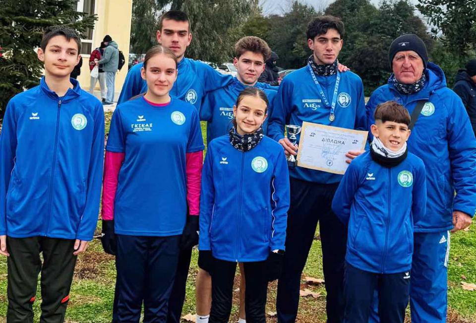 Τέσσερα μετάλλια ο ΟΚΑ Βικέλας Βέροιας στον Περιφερειακό Ανώμαλο Δρόμο