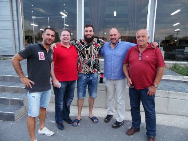 Υπέγραψαν Έκι Βραζάλιστα και Στηβ Παπαδόπουλος στον ΦΙΛΙΠΠΟ