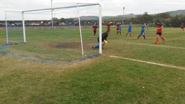 Αποτελέσματα και βαθμολογίες σε Β΄κατηγορία και Παιδικό