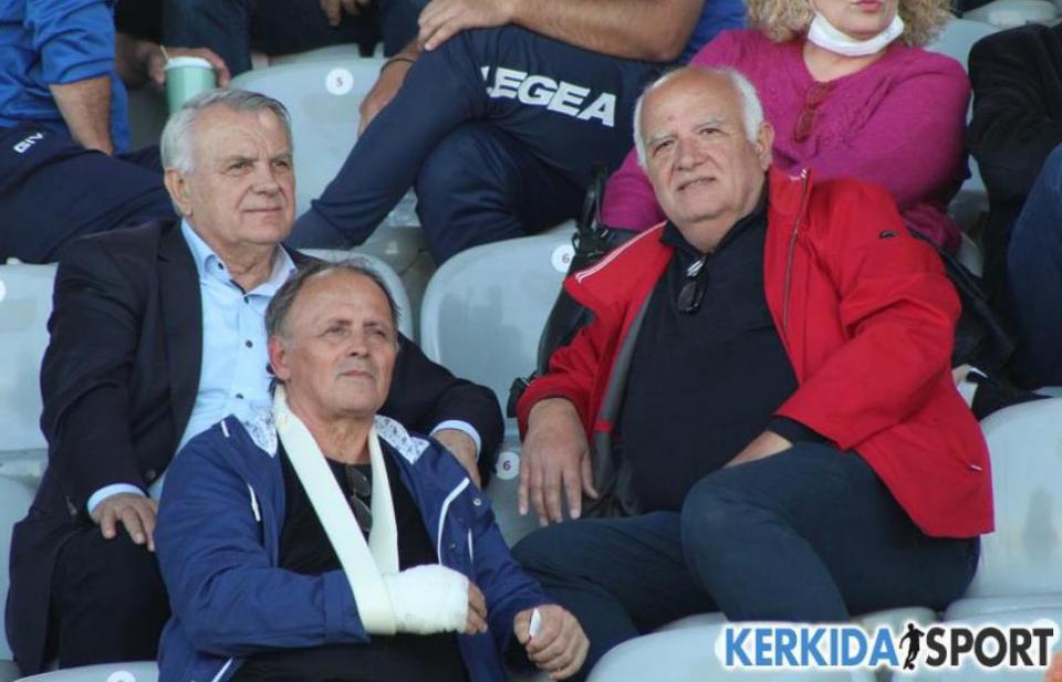 Λοιδορήθηκαν οι φίλοι της "Βασίλισσας" - Πρόταση να συνεχίσει ο πρόεδρος του… υποβιβασμού!