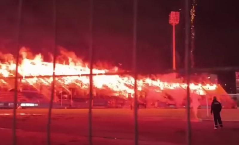 «Φλεγόμενη» Καλαμαριά: Η νύχτα έγινε μέρα για τα 100 χρόνια του Απόλλωνα! (video)