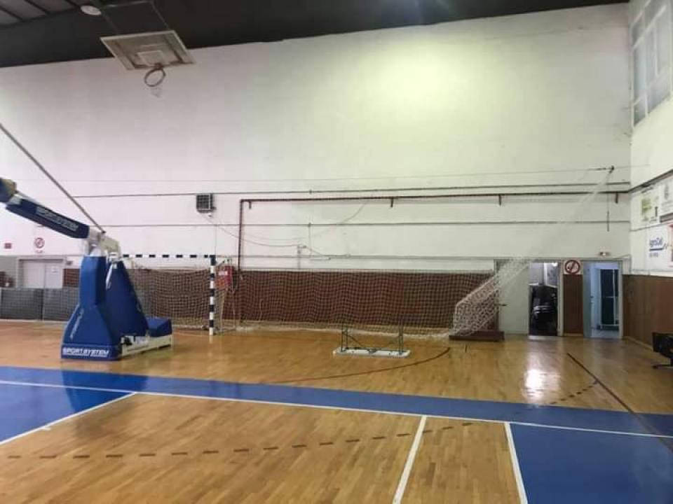 Ξήλωσαν χωρίς προειδοποίηση τους χορηγούς της ομάδας μπάσκετ για τις ανάγκες του βόλεϊ!!!