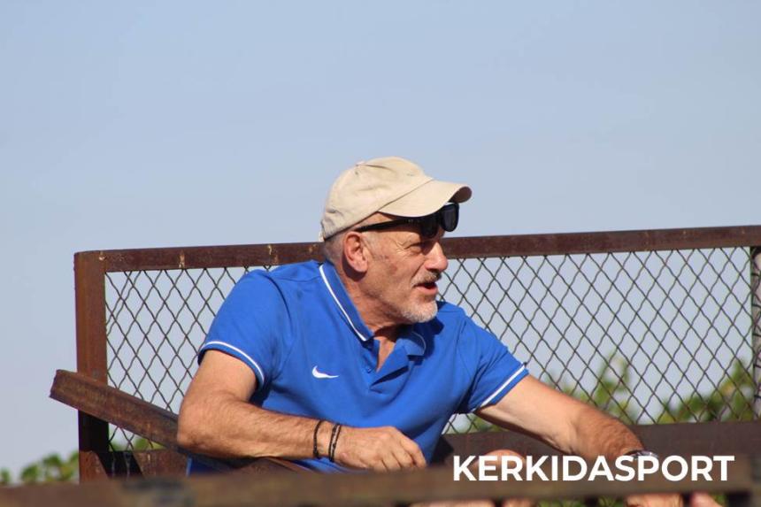 Ξεχωριστή παρουσία στο Νεόκαστρο: Ο Τάκης Καραγκιοζόπουλος είδε το ματς Κυπέλλου ΑΠΣ Μελίκη – Αγ. Μαρίνα