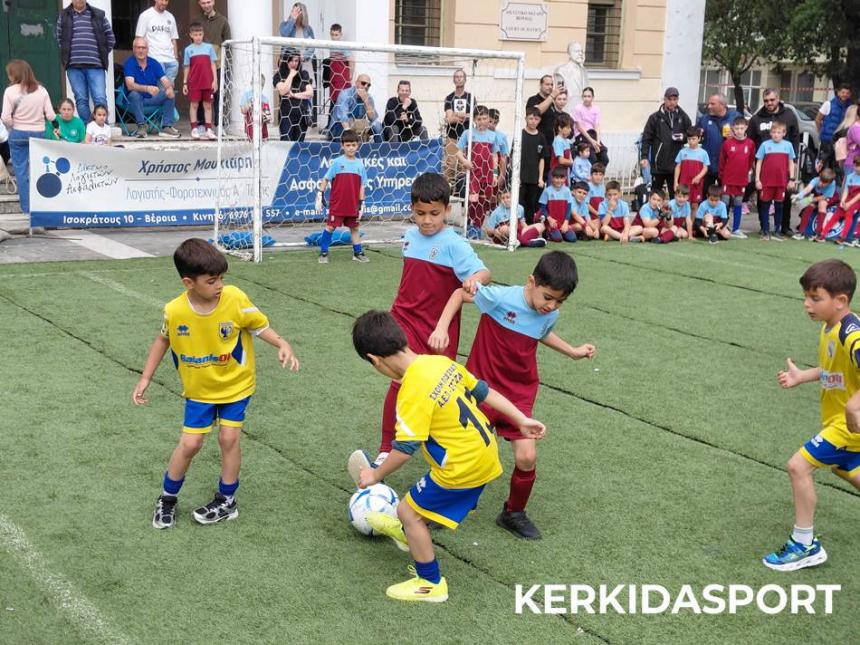 Ποδοσφαιρική γιορτή στη Βέροια: Το μέλλον της Ημαθίας στο τουρνουά Grassroots (φωτο)