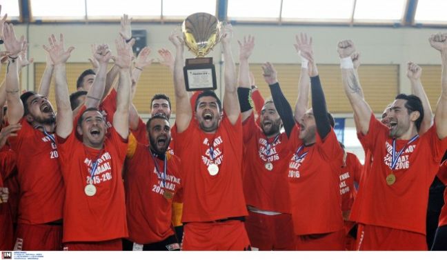 Έμεινε μόνος στην κορυφή ο ΦΙΛΙΠΠΟΣ!