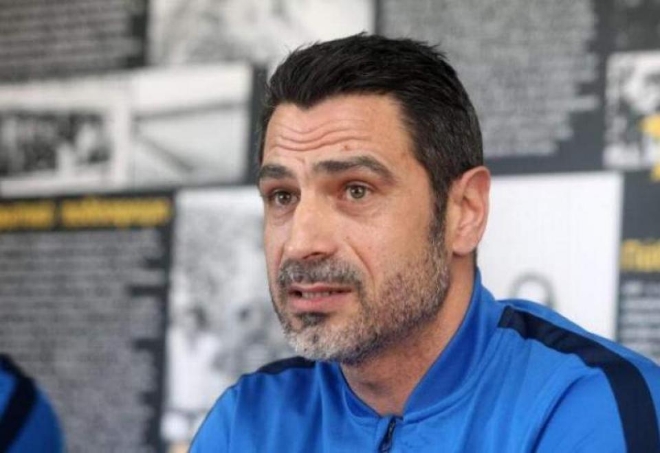 Απίστευτες "βόμβες" Ζήκου για την Super League 2!