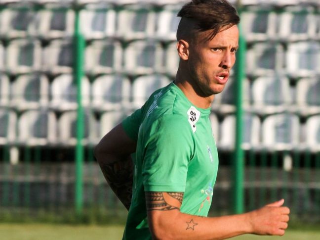 Φήμες για Δεινόπαπα του Ευόσμου