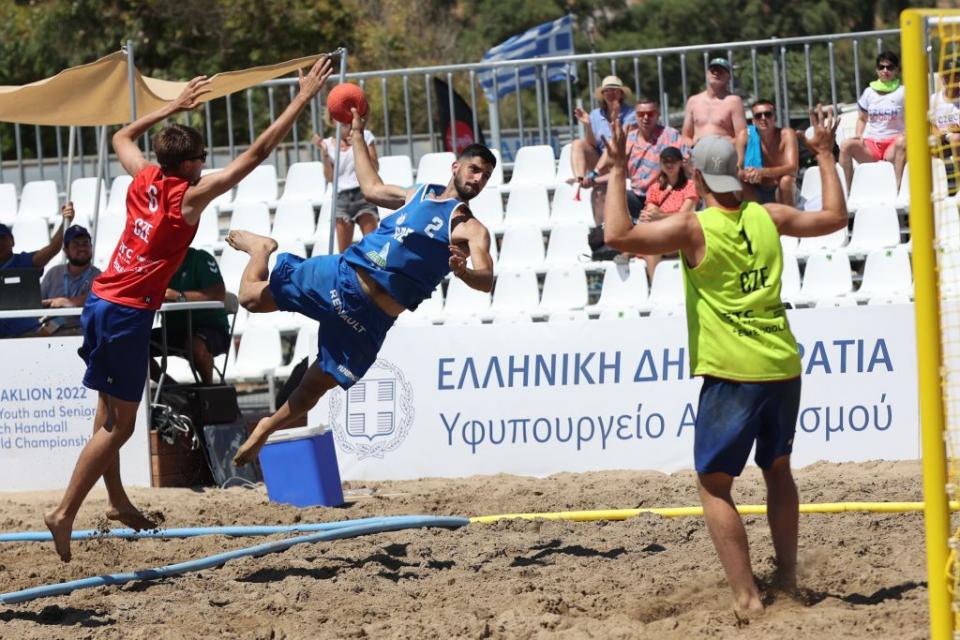 Η Νάουσα μπαίνει δυναμικά στο χάρτη του Beach Handball!