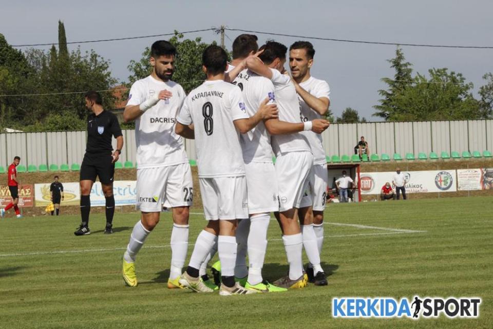 Φωτορεπορτάζ από την τριάρα της "Βασίλισσας" επί του Απόλλωνα Πόντου