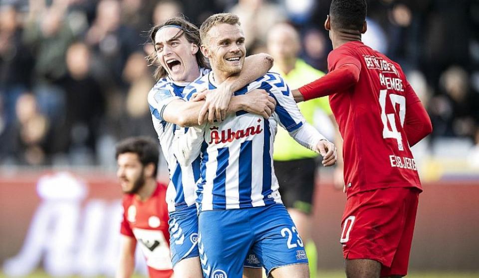 Τρία με μονόπλευρο κίνητρο κι ένα… παραδοσιακό!