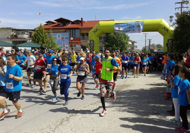 Με επιτυχία ολοκληρώθηκε ο 1ος αγώνας δρόμου στη μνήμη των 21 αδικοχαμένων μαθητών του Μακροχωρίου (φωτο)