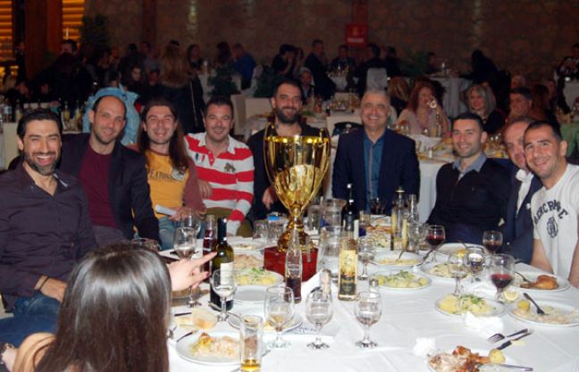 Με επιτυχία πραγματοποιήθηκε ο ετήσιος χορός του ΦΙΛΙΠΠΟΥ (φωτο)