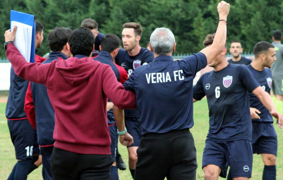 Περιμένει Αφρικανό μεσοεπιθετικό, ψάχνει και φορ η «Βασίλισσα»