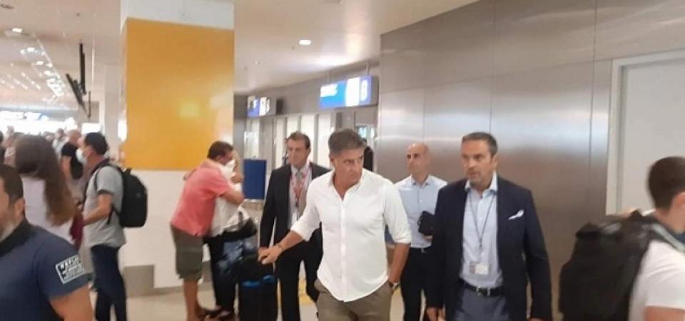 Έφτασε στην Ελλάδα για τον Ολυμπιακό ο Μίτσελ!