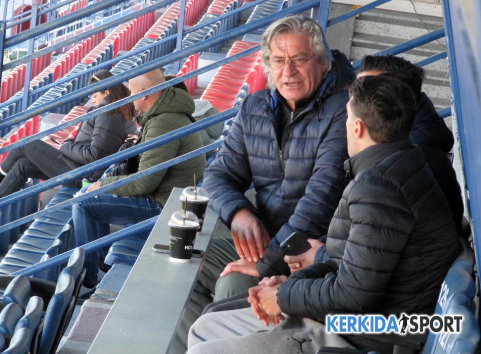 Ο ΠΑΛΙΟΣ ΓΕΝΙΚΟΣ ΑΡΧΗΓΟΣ ΤΗΣ ΒΕΡΟΙΑΣ Ν. ΚΟΥΚΟΛΗΣ ΠΑΡΑΚΟΛΟΥΘΗΣΕ ΤΟ ΜΑΤΣ ΚΑΙ ΤΟΝ ΓΙΟ ΤΟΥ ΠΟΥ ΑΓΩΝΙΖΕΤΑΙ ΣΤΟ ΝΕΣΤΟ