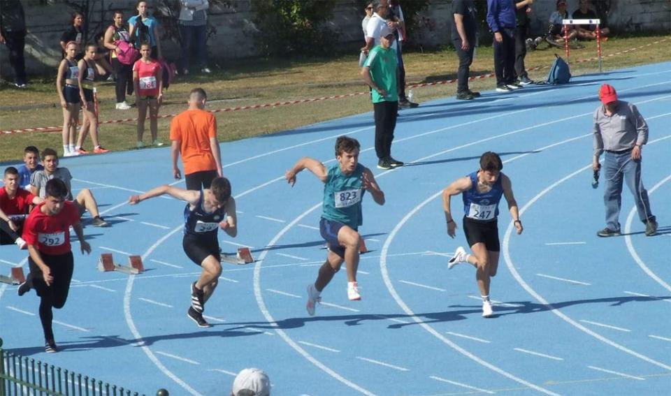 Πολλά ρεκόρ και 17 μετάλλια οι μικροί του Βικέλα Βέροιας στο διασυλλογικό στίβου