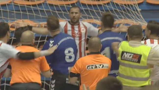 Η δηλητηρίαση και η επίθεση στους παίκτες του ΦΙΛΙΠΠΟΥ από τους Μαυροβούνιους