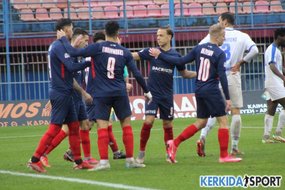 Βλέπει μόνο το τρίποντο η "Βασίλισσα" κόντρα στον Πανσερραϊκό