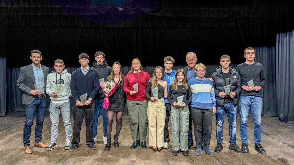 Βράβευση αθλητών που διακρίθηκαν στα Πανελλήνια Πρωταθλήματα και Διεθνείς Συναντήσεις