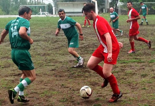 Φιλικός αγώνας ομάδων Ανδρών - Παλαιμάχων Αγροτικού Αστέρα Αγ. Βαρβάρας