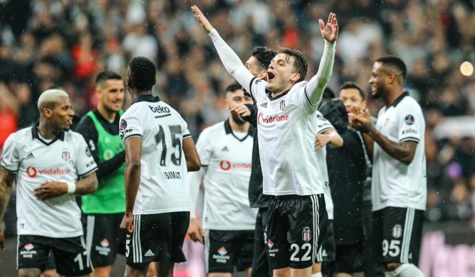 Οι αετοί της Πόλης…