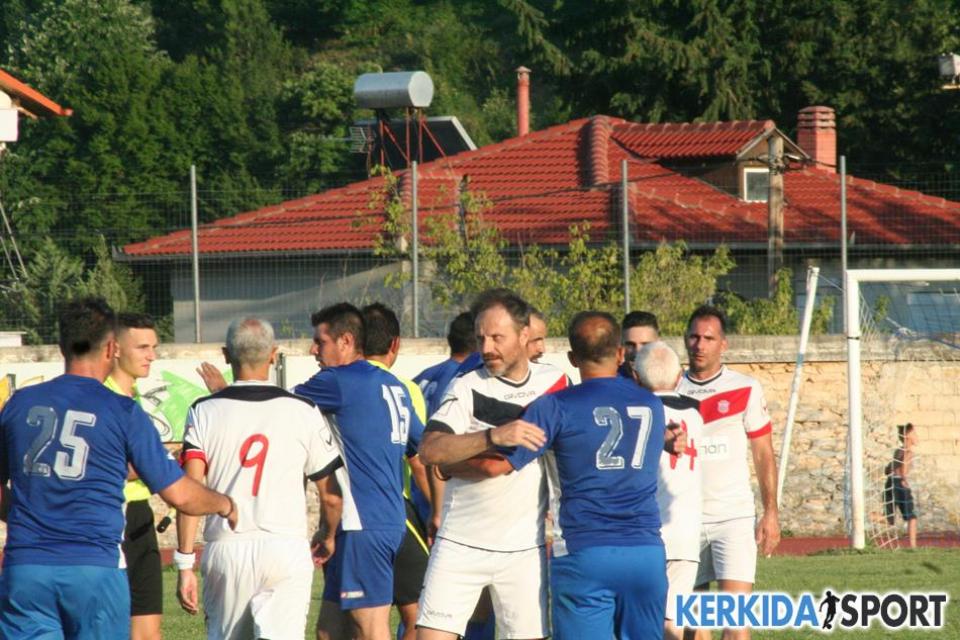 Φωτορεπορτάζ από τον αγώνα παλαιμάχων ΝΑΟΥΣΑΣ - ΒΕΡΟΙΑΣ