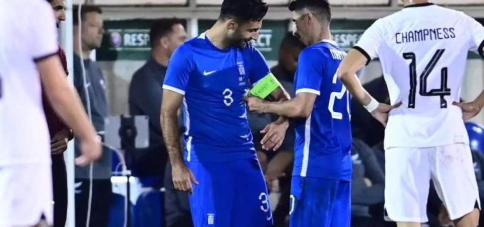 Συγκινημένος ο Τζαβέλλας ανακοίνωσε το τέλος του από την εθνική ομάδα!