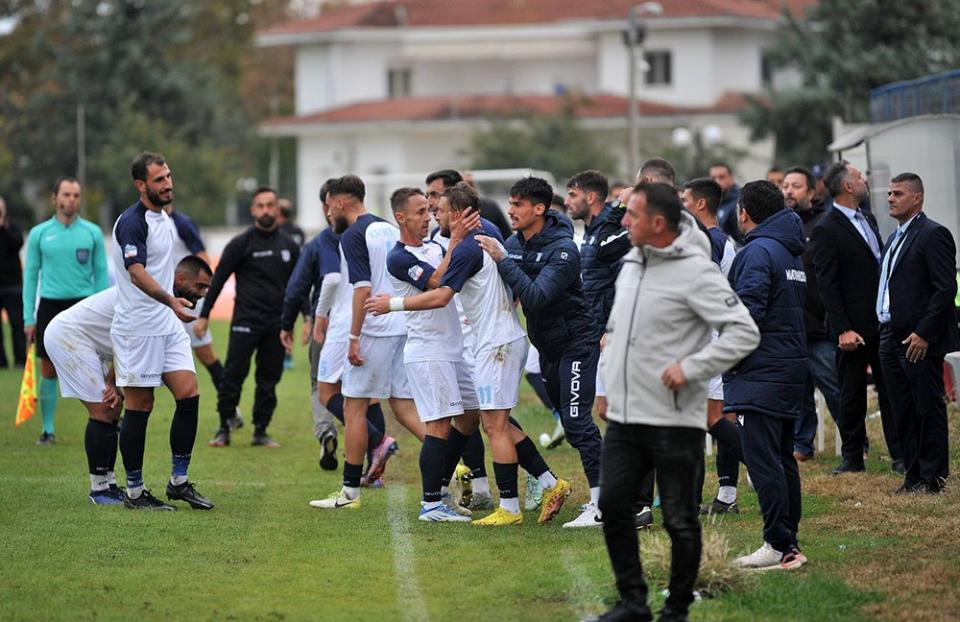 Τακτοποίησε τις οφειλές του ο Απόλλων Λάρισας - Επιστρέφονται οι βαθμοί
