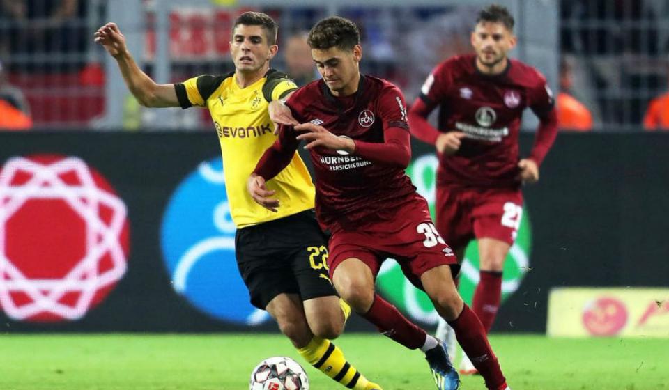 Με το βλέμμα στη Ντόρτμουντ