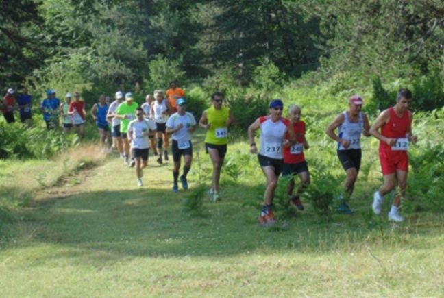 Η προκήρυξη του 8ου αγώνα ορεινού τρεξίματος Ξηρολιβάδου (14χλμ)