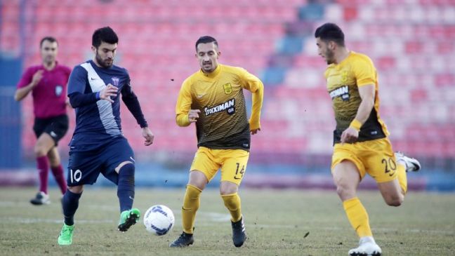 Υπέκυψε... στην πίεση η αποδεκατισμένη «Βασίλισσα» (φωτο)