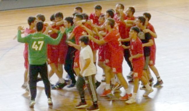 Πρωταθλητής ο ΦΙΛΙΠΠΟΣ Β. στο παιδικό του χάντμπολ-MVP δύο παίκτες του