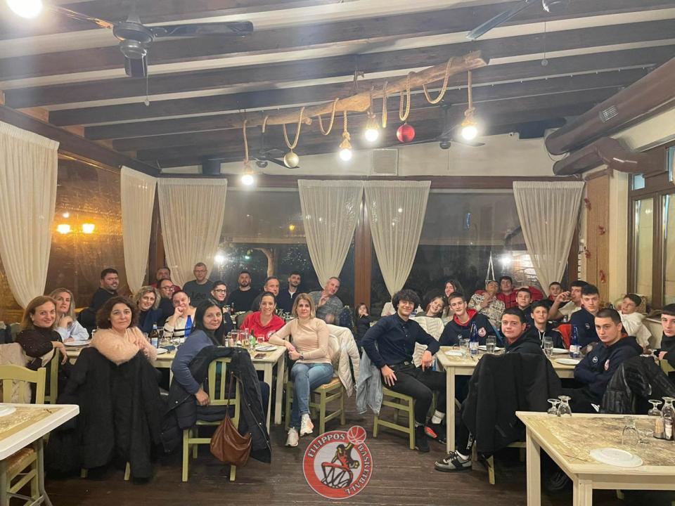 "Εορταστικά" φιλικά στο Βόλο το παιδικό τμήμα του Φιλίππου Βέροιας