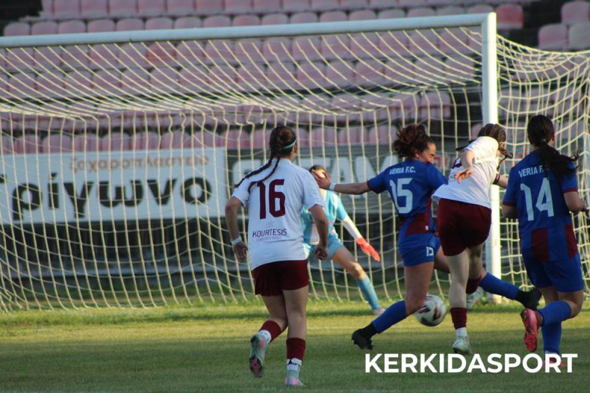 ΒΕΡΟΙΑ - ΑΕΛ 3-4: "Αντίο" με συναρπαστικό ματς στο Δημοτικό στάδιο (φωτο)