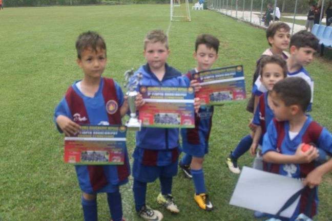 Οι τιμητικές διακρίσεις και οι ευχαριστίες της Ακαδημίας Βέροιας