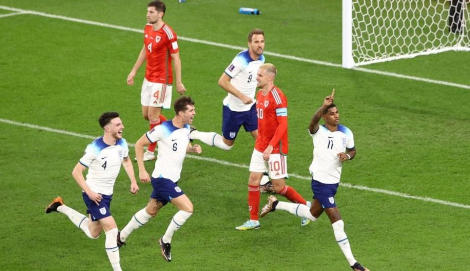 Σφράγισε την πρωτιά η Αγγλία - Πέταξαν για τους «16» οι ΗΠΑ!