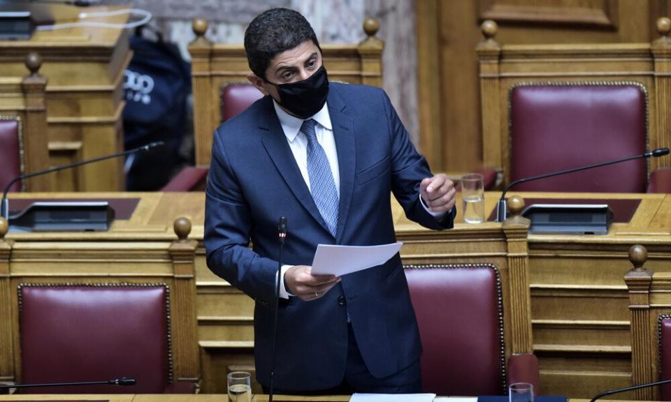 Στη… Βουλή η αναδιάρθρωση: Τι περιμένει ο Αυγενάκης για SL2-FL – Το πλάνο και τα κριτήρια