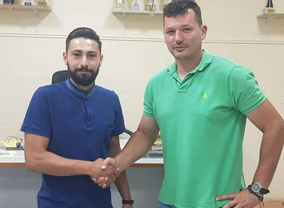 Ο Αντώνης Παρσόπουλος παίκτης - προπονητής στον Φίλιππο Μελίκης