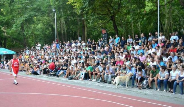 Συναρπαστικός ο πρώτος αγώνας του 6ου θερινού τουρνουά Αγίου Νικολάου