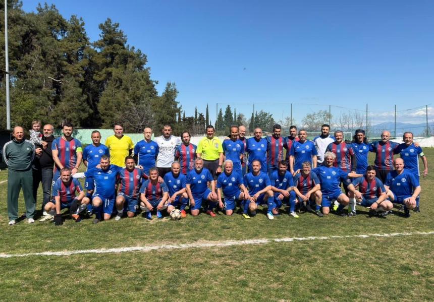 Οι Βετεράνοι ποδοσφαιριστές Βέροιας και Κέρκυρας έπαιξαν για καλό σκοπό! (φωτο)