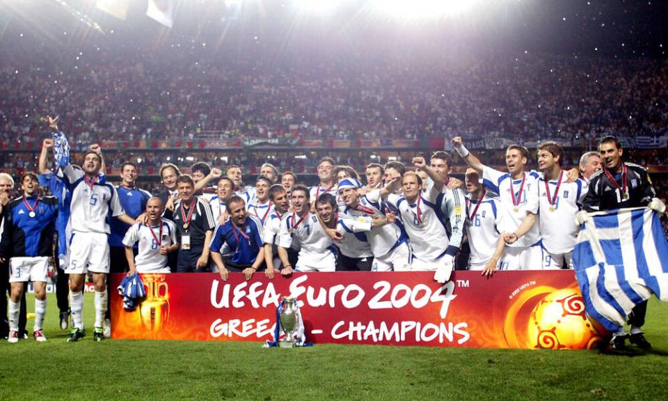 Όταν η Ελλάδα σήκωσε το «τιμημένο» (video)