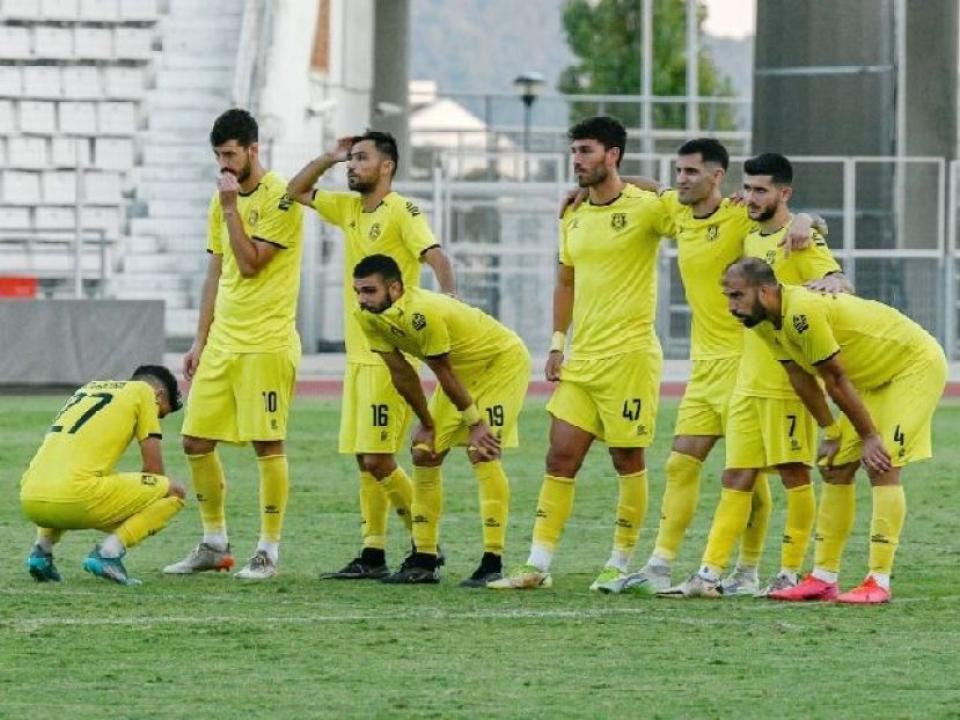 Αποχή στην Αναγέννηση Καρδίτσας!