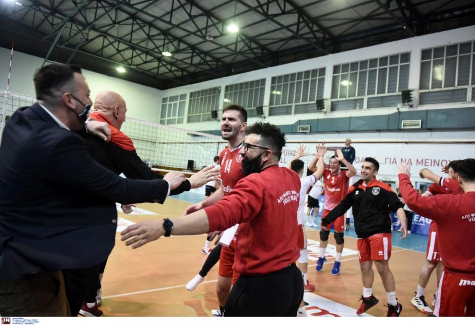 Σ. Τζιουμάκας: "Ήμασταν καταπληκτικοί" - Ματιάσεβιτς: "Καλύτερος ο ΦΙΛΙΠΠΟΣ"