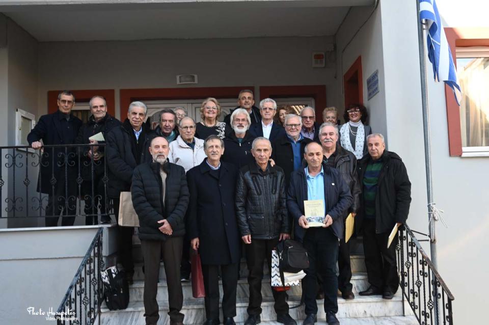 Στον Κολινδρό τίμησαν τον Κ. Χειμωνίδη - Συμμετείχαν πρωταθλητές στίβου στην εκδήλωση