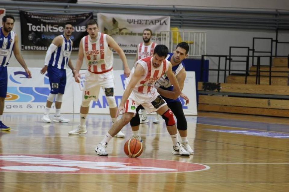 Θύμα ανατροπής ο ΦΙΛΙΠΠΟΣ Β. στον Βόλο