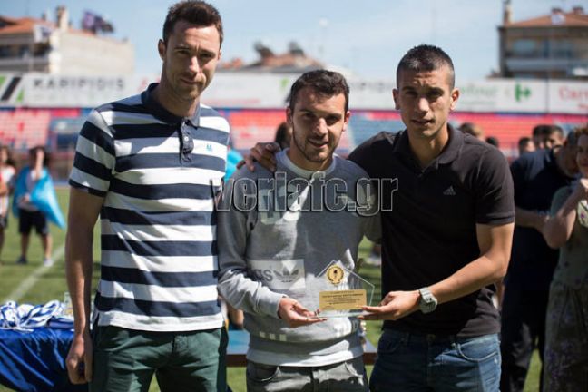 Τίμησαν τον Καλτσά οι πρώην συμπαίκτες του!